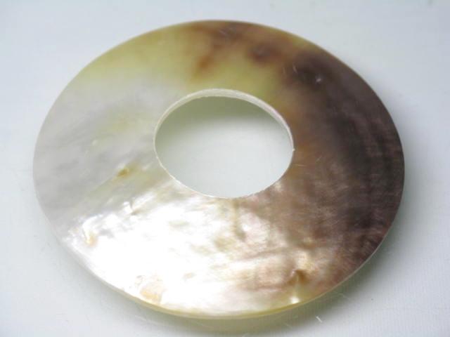 TOKO-BEADS AB307-38 Shell Charm 41mm AB307-38 シェルチャーム 41mm Asian bead & African bead  Handmade,Lampeork,bead,asia,india,ethnic,parts,accessory,beads とんぼ玉,ビーズ,トンボ玉,アジア,インド,エスニック,手作り,パーツ,アクセサリー