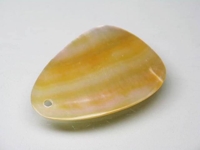 TOKO-BEADS AB307-54 Shell Charm 30~35mm AB307-54 シェルチャーム 30~35mm Asian bead & African bead  Handmade,Lampeork,bead,asia,india,ethnic,parts,accessory,beads とんぼ玉,ビーズ,トンボ玉,アジア,インド,エスニック,手作り,パーツ,アクセサリー