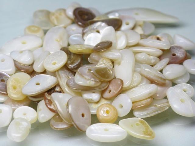 TOKO-BEADS AB309-01 Shell bead (30g) 6~18mm AB309-01 カラーシェルビーズ（30g） 6~18mm Asian bead & African bead  Handmade,Lampeork,bead,asia,india,ethnic,parts,accessory,beads とんぼ玉,ビーズ,トンボ玉,アジア,インド,エスニック,手作り,パーツ,アクセサリー