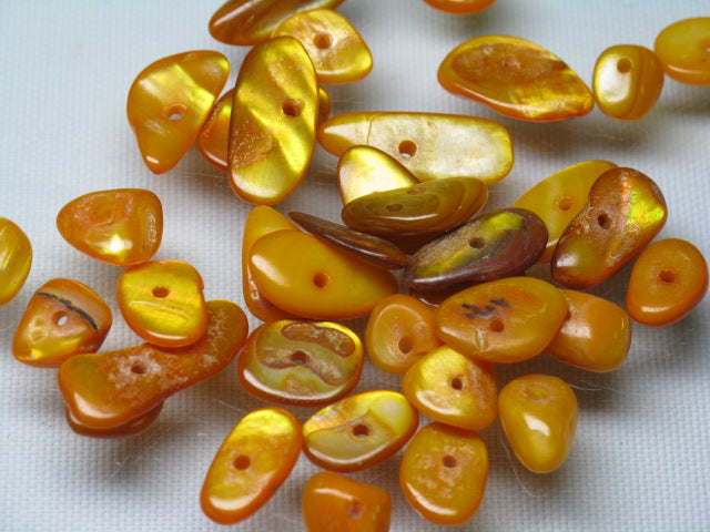 TOKO-BEADS AB309-08 Shell bead (30g) 6~14mm AB309-08 カラーシェルビーズ（30g） 6~14mm Asian bead & African bead  Handmade,Lampeork,bead,asia,india,ethnic,parts,accessory,beads とんぼ玉,ビーズ,トンボ玉,アジア,インド,エスニック,手作り,パーツ,アクセサリー