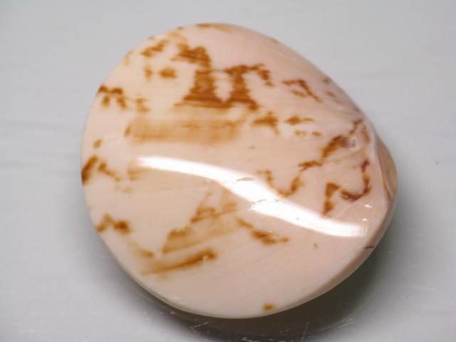 TOKO-BEADS AB312-12  Large Size Shell Charm 40mm AB312-12 大型シェルチャーム 40mm Asian bead & African bead  Handmade,Lampeork,bead,asia,india,ethnic,parts,accessory,beads とんぼ玉,ビーズ,トンボ玉,アジア,インド,エスニック,手作り,パーツ,アクセサリー