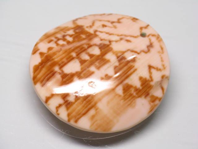 TOKO-BEADS AB312-14  Large Size Shell Charm 40mm AB312-14 大型シェルチャーム 40mm Asian bead & African bead  Handmade,Lampeork,bead,asia,india,ethnic,parts,accessory,beads とんぼ玉,ビーズ,トンボ玉,アジア,インド,エスニック,手作り,パーツ,アクセサリー