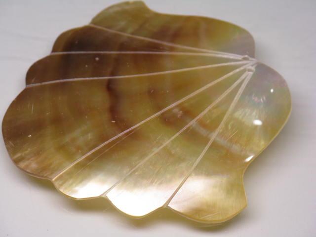 TOKO-BEADS AB317-17  Large Size Shell Charm 58mm AB317-17 大型シェルチャーム 58mm Asian bead & African bead  Handmade,Lampeork,bead,asia,india,ethnic,parts,accessory,beads とんぼ玉,ビーズ,トンボ玉,アジア,インド,エスニック,手作り,パーツ,アクセサリー