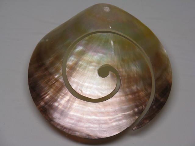 TOKO-BEADS AB318-11  Large Size Shell Charm 60mm AB318-11 大型シェルチャーム 60mm Asian bead & African bead  Handmade,Lampeork,bead,asia,india,ethnic,parts,accessory,beads とんぼ玉,ビーズ,トンボ玉,アジア,インド,エスニック,手作り,パーツ,アクセサリー