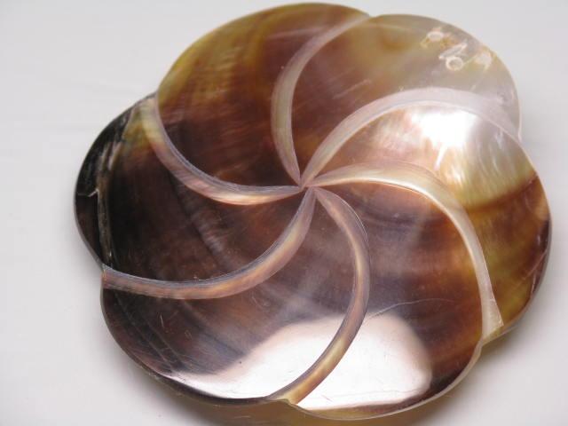 TOKO-BEADS AB319-01  Large Size Shell Charm 58mm AB319-01 大型シェルチャーム 58mm Asian bead & African bead  Handmade,Lampeork,bead,asia,india,ethnic,parts,accessory,beads とんぼ玉,ビーズ,トンボ玉,アジア,インド,エスニック,手作り,パーツ,アクセサリー