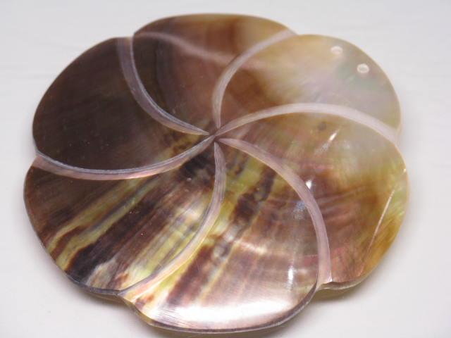 TOKO-BEADS AB319-19  Large Size Shell Charm 58mm AB319-19 大型シェルチャーム 58mm Asian bead & African bead  Handmade,Lampeork,bead,asia,india,ethnic,parts,accessory,beads とんぼ玉,ビーズ,トンボ玉,アジア,インド,エスニック,手作り,パーツ,アクセサリー