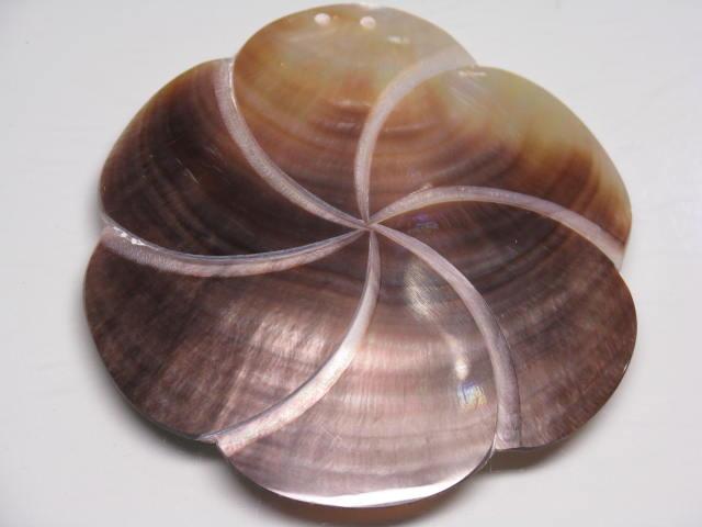 TOKO-BEADS AB321-02  Large Size Shell Charm 70mm AB321-02 大型シェルチャーム 70mm Asian bead & African bead  Handmade,Lampeork,bead,asia,india,ethnic,parts,accessory,beads とんぼ玉,ビーズ,トンボ玉,アジア,インド,エスニック,手作り,パーツ,アクセサリー