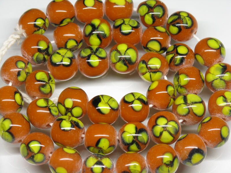 TOKO-BEADS AG006N-12 Glass bead (strand) 12mm AG006N-12 フラワービーズ（連） 12mm Asian bead & African bead  Handmade,Lampeork,bead,asia,india,ethnic,parts,accessory,beads とんぼ玉,ビーズ,トンボ玉,アジア,インド,エスニック,手作り,パーツ,アクセサリー