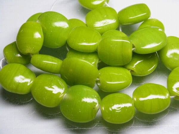 TOKO-BEADS AG008-48N Glass bead 16~13mm AG008-48N 丸型フラットビーズ 16~13mm Asian bead & African bead  Handmade,Lampeork,bead,asia,india,ethnic,parts,accessory,beads とんぼ玉,ビーズ,トンボ玉,アジア,インド,エスニック,手作り,パーツ,アクセサリー