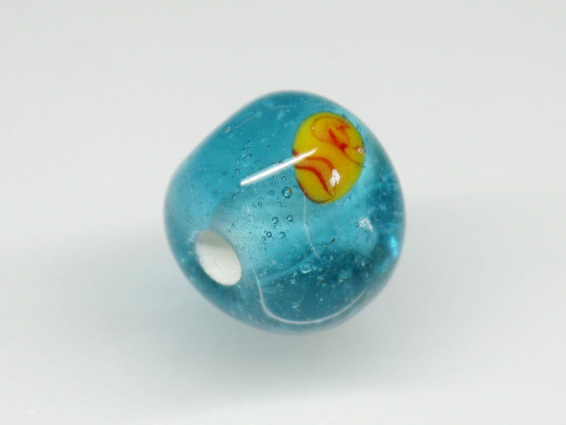 TOKO-BEADS AG010-03S Glass bead 7~8mm AG010-03S 三角とんぼ玉 7~8mm Asian bead & African bead  Handmade,Lampeork,bead,asia,india,ethnic,parts,accessory,beads とんぼ玉,ビーズ,トンボ玉,アジア,インド,エスニック,手作り,パーツ,アクセサリー