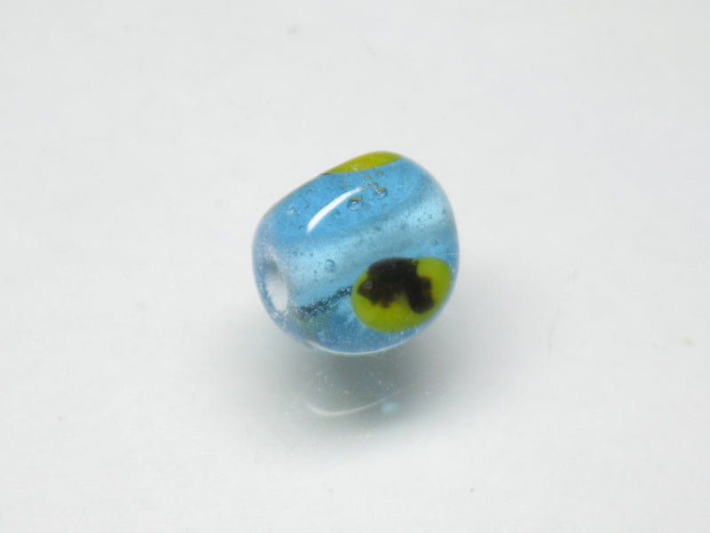 TOKO-BEADS AG010-05S Glass bead 9~9.5mm AG010-05S 三角とんぼ玉 9~9.5mm Asian bead & African bead  Handmade,Lampeork,bead,asia,india,ethnic,parts,accessory,beads とんぼ玉,ビーズ,トンボ玉,アジア,インド,エスニック,手作り,パーツ,アクセサリー