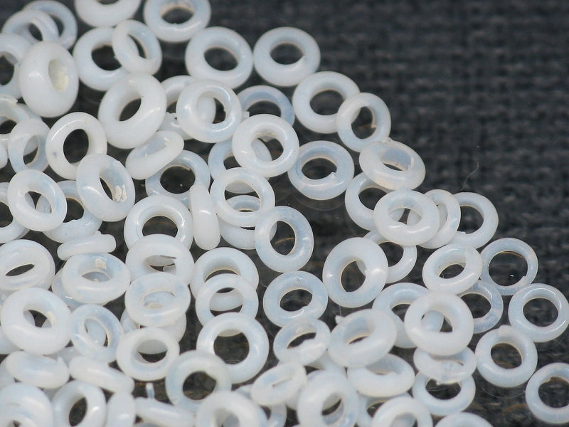 TOKO-BEADS AG025S-01 Glass Seed bead (2g) 3mm AG025S-01 極小リングシードビーズ（2g） 3mm Asian bead & African bead  Handmade,Lampeork,bead,asia,india,ethnic,parts,accessory,beads とんぼ玉,ビーズ,トンボ玉,アジア,インド,エスニック,手作り,パーツ,アクセサリー
