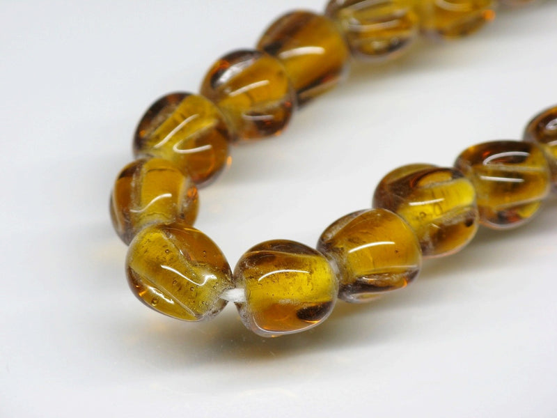 TOKO-BEADS AG026N-24 Glass bead (56pcs/strand) 7~8mm AG026N-24 ナツメ型ビーズ（56個/連） 7~8mm Asian bead & African bead  Handmade,Lampeork,bead,asia,india,ethnic,parts,accessory,beads とんぼ玉,ビーズ,トンボ玉,アジア,インド,エスニック,手作り,パーツ,アクセサリー