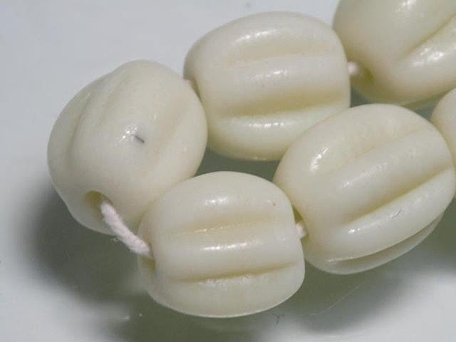 TOKO-BEADS AG026-55N Glass bead (46pcs/strand) 10mm AG026-55N ナツメ型ビーズ（46個/連） 10mm Asian bead & African bead  Handmade,Lampeork,bead,asia,india,ethnic,parts,accessory,beads とんぼ玉,ビーズ,トンボ玉,アジア,インド,エスニック,手作り,パーツ,アクセサリー