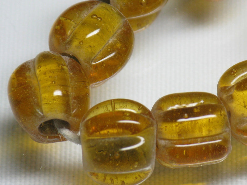 TOKO-BEADS AG026-63N Glass bead (47pcs/strand) 10mm AG026-63N ナツメ型ビーズ（47個/連） 10mm Asian bead & African bead  Handmade,Lampeork,bead,asia,india,ethnic,parts,accessory,beads とんぼ玉,ビーズ,トンボ玉,アジア,インド,エスニック,手作り,パーツ,アクセサリー