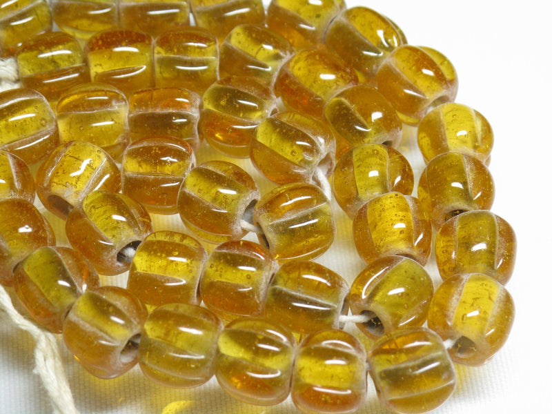TOKO-BEADS AG026-63N Glass bead (47pcs/strand) 10mm AG026-63N ナツメ型ビーズ（47個/連） 10mm Asian bead & African bead  Handmade,Lampeork,bead,asia,india,ethnic,parts,accessory,beads とんぼ玉,ビーズ,トンボ玉,アジア,インド,エスニック,手作り,パーツ,アクセサリー