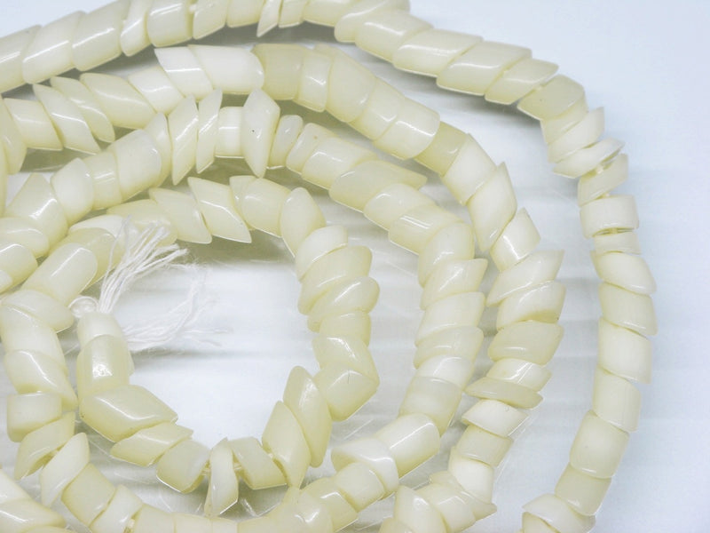 TOKO-BEADS AG030N-01 Glass Seed bead (strand) 5~6mm AG030N-01 サザレ風シードビーズ（連） 5~6mm Asian bead & African bead  Handmade,Lampeork,bead,asia,india,ethnic,parts,accessory,beads とんぼ玉,ビーズ,トンボ玉,アジア,インド,エスニック,手作り,パーツ,アクセサリー