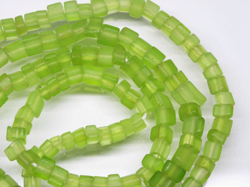 TOKO-BEADS AG030N-14 Glass Seed bead (strand) 5~6mm AG030N-14 サザレ風シードビーズ（連） 5~6mm Asian bead & African bead  Handmade,Lampeork,bead,asia,india,ethnic,parts,accessory,beads とんぼ玉,ビーズ,トンボ玉,アジア,インド,エスニック,手作り,パーツ,アクセサリー