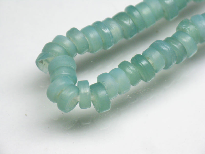 | TOKO-BEADS |AG031N-01 チューブ型シードビーズ（小）（連） 5~5.5mmとんぼ玉,ビーズ,トンボ玉,アジア,インド,エスニック,手作り,パーツ,アクセサリー