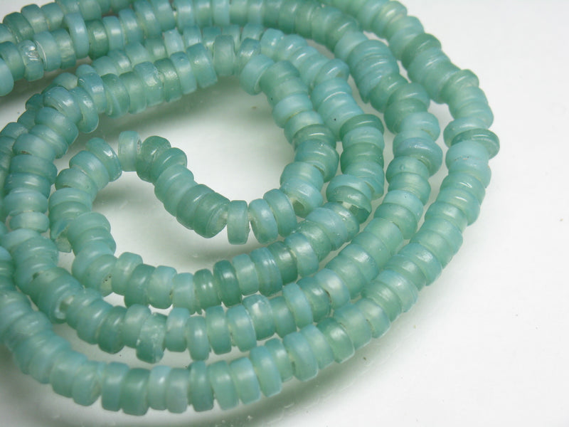 | TOKO-BEADS |AG031N-01 チューブ型シードビーズ（小）（連） 5~5.5mmとんぼ玉,ビーズ,トンボ玉,アジア,インド,エスニック,手作り,パーツ,アクセサリー