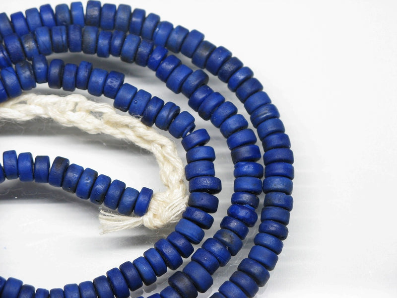 TOKO-BEADS AG031N-10 Glass Seed bead (strand) 5~5.5mm AG031N-10 チューブ型シードビーズ（小）（連） 5~5.5mm Asian bead & African bead  Handmade,Lampeork,bead,asia,india,ethnic,parts,accessory,beads とんぼ玉,ビーズ,トンボ玉,アジア,インド,エスニック,手作り,パーツ,アクセサリー