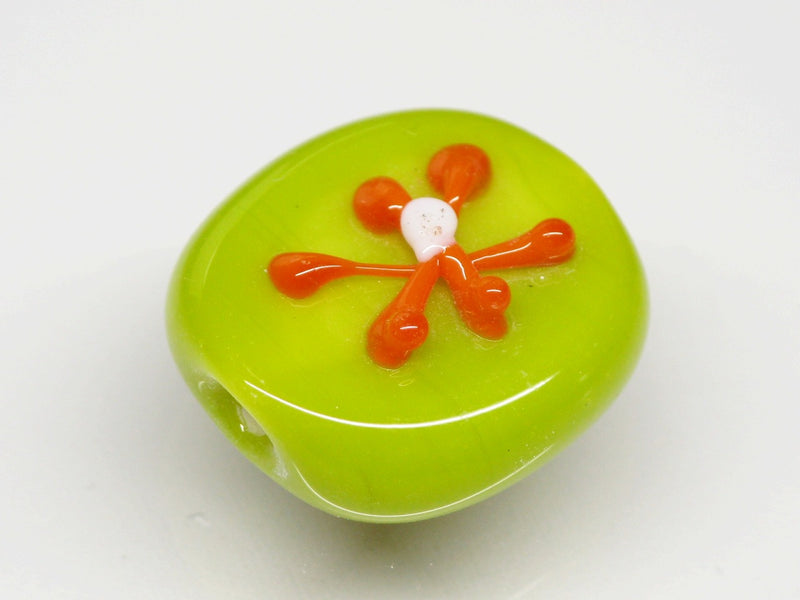 TOKO-BEADS AG033-41S Glass bead 16~18mm AG033-41S フラワービーズ 16~18mm Asian bead & African bead  Handmade,Lampeork,bead,asia,india,ethnic,parts,accessory,beads とんぼ玉,ビーズ,トンボ玉,アジア,インド,エスニック,手作り,パーツ,アクセサリー