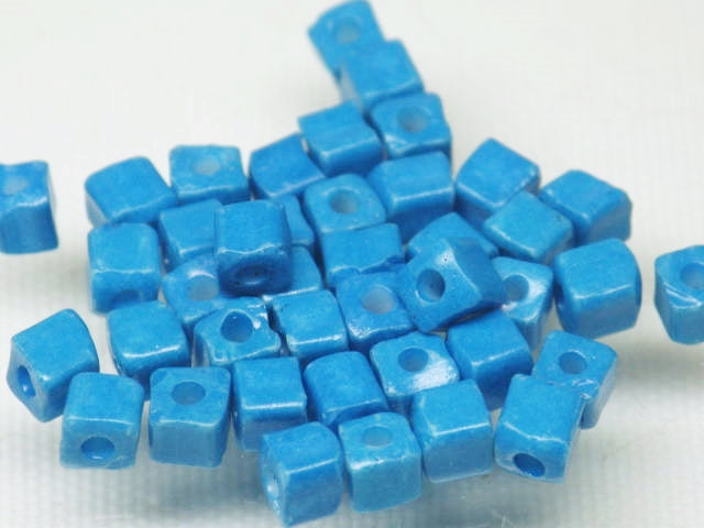 | TOKO-BEADS |AG036-07 角型シードビーズ（3g） 3~3.5mmとんぼ玉,ビーズ,トンボ玉,アジア,インド,エスニック,手作り,パーツ,アクセサリー