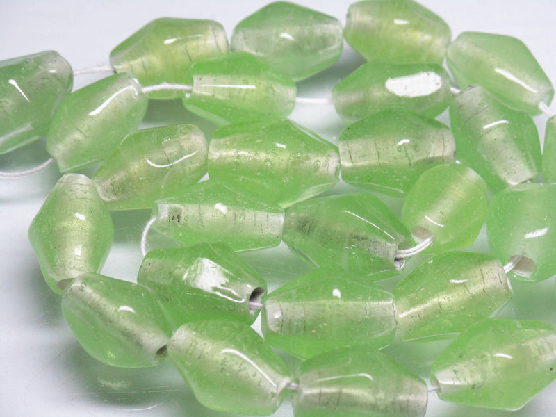 TOKO-BEADS AG038-31N Glass bead (strand) 11~12mm AG038-31N ひし形とんぼ玉（連） 11~12mm Asian bead & African bead  Handmade,Lampeork,bead,asia,india,ethnic,parts,accessory,beads とんぼ玉,ビーズ,トンボ玉,アジア,インド,エスニック,手作り,パーツ,アクセサリー