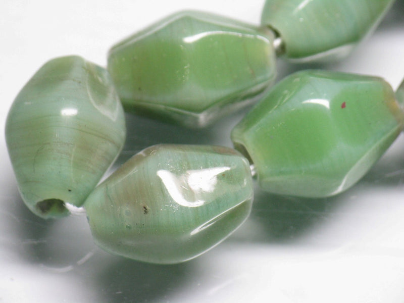 TOKO-BEADS AG038-36N Glass bead (strand) 12mm AG038-36N ひし形とんぼ玉（連） 12mm Asian bead & African bead  Handmade,Lampeork,bead,asia,india,ethnic,parts,accessory,beads とんぼ玉,ビーズ,トンボ玉,アジア,インド,エスニック,手作り,パーツ,アクセサリー