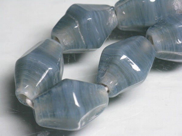TOKO-BEADS AG038-65N Glass bead (strand) 10~12mm AG038-65N ひし形とんぼ玉（連） 10~12mm Asian bead & African bead  Handmade,Lampeork,bead,asia,india,ethnic,parts,accessory,beads とんぼ玉,ビーズ,トンボ玉,アジア,インド,エスニック,手作り,パーツ,アクセサリー