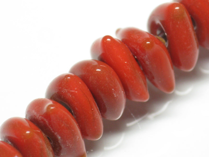 TOKO-BEADS AG039-48P Triangle bead (50pcs) 10~11mm AG039-48P トライアングルビーズ（50個パック） 10~11mm Asian bead & African bead  Handmade,Lampeork,bead,asia,india,ethnic,parts,accessory,beads とんぼ玉,ビーズ,トンボ玉,アジア,インド,エスニック,手作り,パーツ,アクセサリー