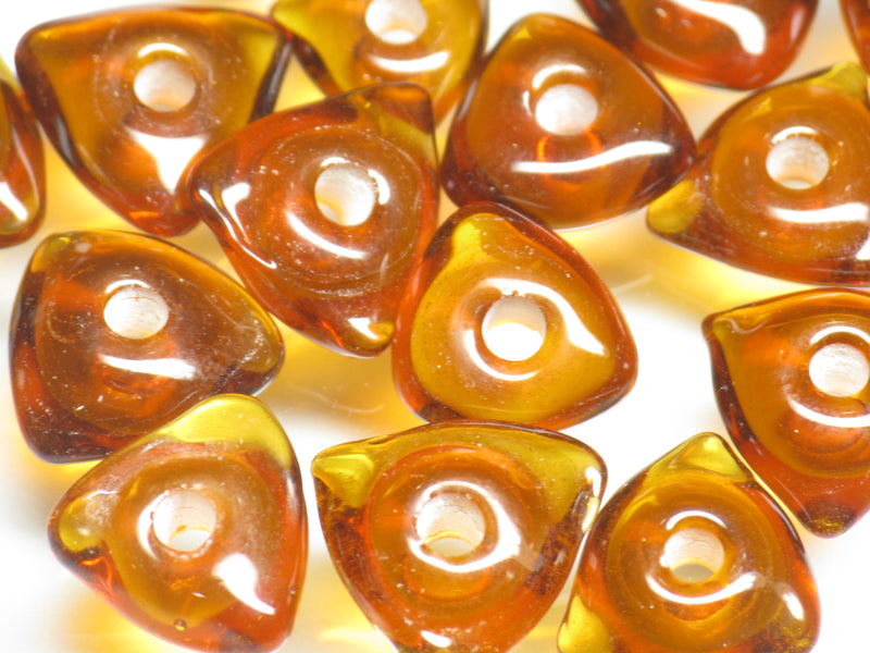 TOKO-BEADS AG039-52P Triangle bead (50pcs) 9~11mm AG039-52P トライアングルビーズ（50個パック） 9~11mm Asian bead & African bead  Handmade,Lampeork,bead,asia,india,ethnic,parts,accessory,beads とんぼ玉,ビーズ,トンボ玉,アジア,インド,エスニック,手作り,パーツ,アクセサリー