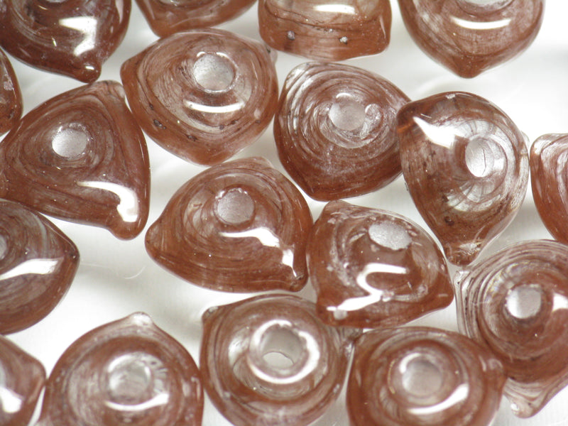 TOKO-BEADS AG039-56P Triangle bead (50pcs) 10~12mm AG039-56P トライアングルビーズ（50個パック） 10~12mm Asian bead & African bead  Handmade,Lampeork,bead,asia,india,ethnic,parts,accessory,beads とんぼ玉,ビーズ,トンボ玉,アジア,インド,エスニック,手作り,パーツ,アクセサリー