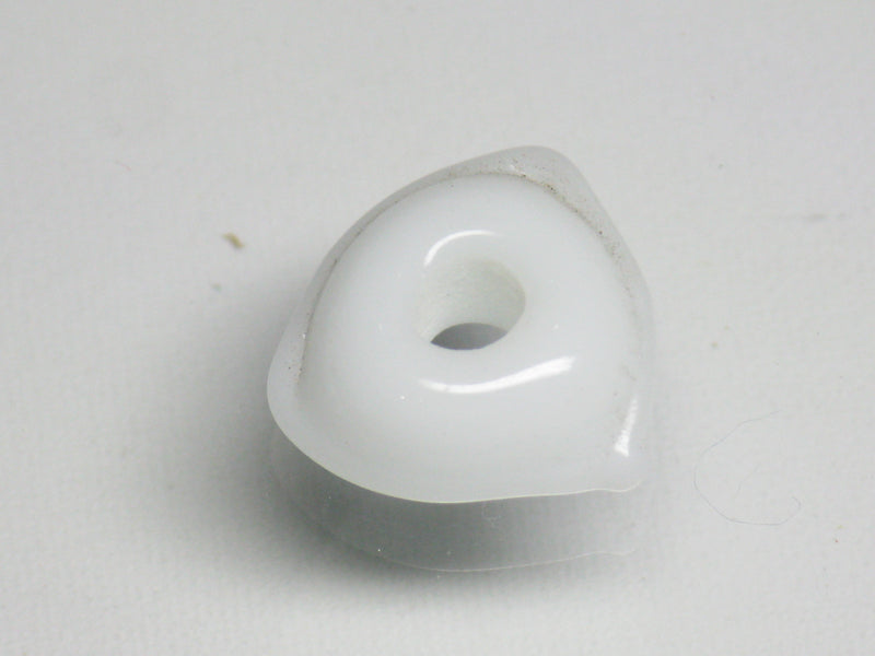TOKO-BEADS AG039-04S Triangle bead 10~12mm AG039-04S トライアングルビーズ 10~12mm Asian bead & African bead  Handmade,Lampeork,bead,asia,india,ethnic,parts,accessory,beads とんぼ玉,ビーズ,トンボ玉,アジア,インド,エスニック,手作り,パーツ,アクセサリー