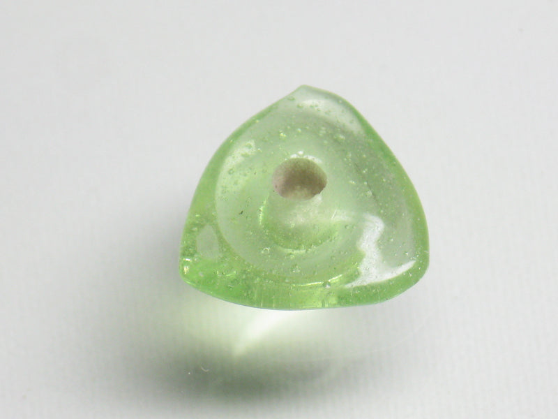 TOKO-BEADS AG039-23S Triangle bead 10.5~11mm AG039-23S トライアングルビーズ 10.5~11mm Asian bead & African bead  Handmade,Lampeork,bead,asia,india,ethnic,parts,accessory,beads とんぼ玉,ビーズ,トンボ玉,アジア,インド,エスニック,手作り,パーツ,アクセサリー