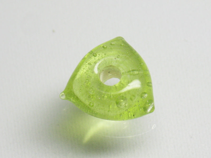 TOKO-BEADS AG039S-24 Triangle bead 9.5~10.5mm AG039S-24 トライアングルビーズ 9.5~10.5mm Asian bead & African bead  Handmade,Lampeork,bead,asia,india,ethnic,parts,accessory,beads とんぼ玉,ビーズ,トンボ玉,アジア,インド,エスニック,手作り,パーツ,アクセサリー