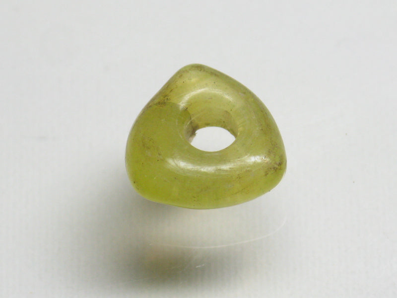 TOKO-BEADS AG039-25S Triangle bead 9.5~10.5mm AG039-25S トライアングルビーズ 9.5~10.5mm Asian bead & African bead  Handmade,Lampeork,bead,asia,india,ethnic,parts,accessory,beads とんぼ玉,ビーズ,トンボ玉,アジア,インド,エスニック,手作り,パーツ,アクセサリー