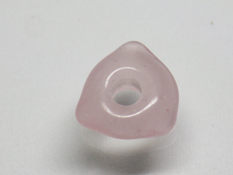 TOKO-BEADS AG039-37S Triangle bead 10~11mm AG039-37S トライアングルビーズ 10~11mm Asian bead & African bead  Handmade,Lampeork,bead,asia,india,ethnic,parts,accessory,beads とんぼ玉,ビーズ,トンボ玉,アジア,インド,エスニック,手作り,パーツ,アクセサリー