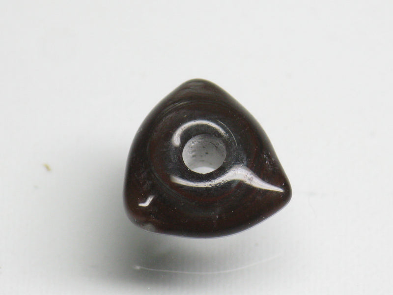 TOKO-BEADS AG039-58S Triangle bead 10~11mm AG039-58S トライアングルビーズ 10~11mm Asian bead & African bead  Handmade,Lampeork,bead,asia,india,ethnic,parts,accessory,beads とんぼ玉,ビーズ,トンボ玉,アジア,インド,エスニック,手作り,パーツ,アクセサリー
