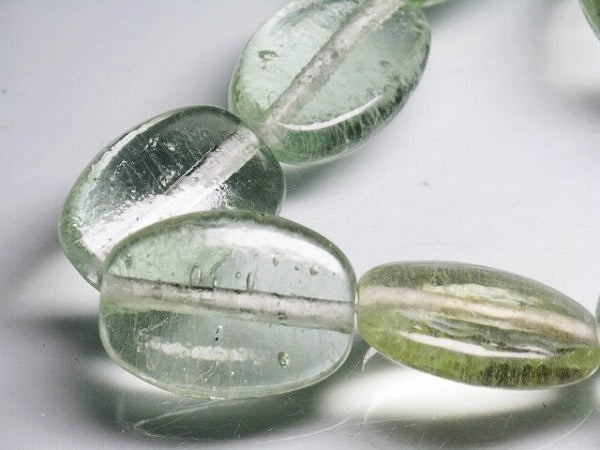 TOKO-BEADS AG040-05N Glass bead (strand) 19~22mm AG040-05N オーバルビーズ（連） 19~22mm Asian bead & African bead  Handmade,Lampeork,bead,asia,india,ethnic,parts,accessory,beads とんぼ玉,ビーズ,トンボ玉,アジア,インド,エスニック,手作り,パーツ,アクセサリー