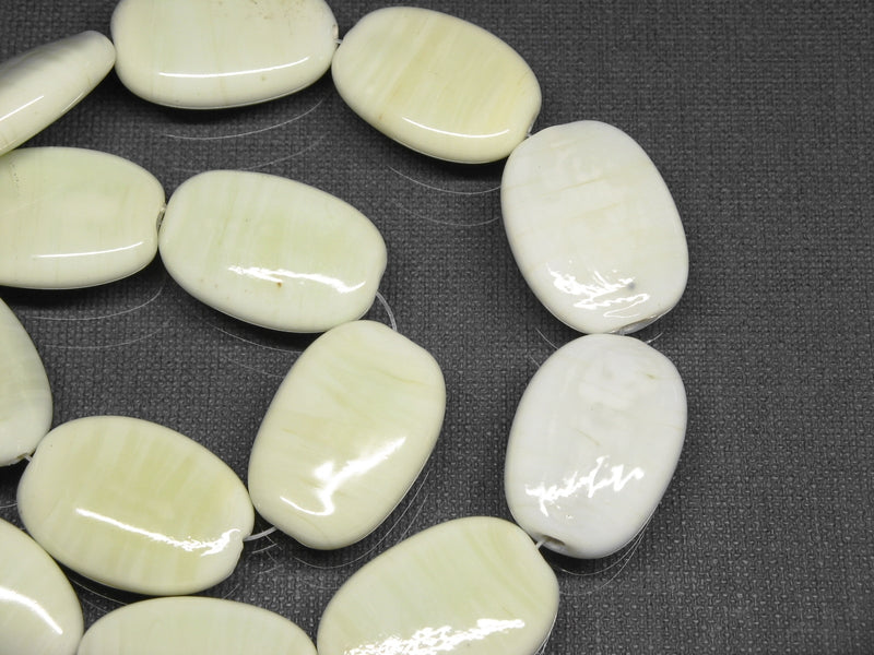 TOKO-BEADS AG040-07N Glass bead (strand) 22~24mm AG040-07N オーバルビーズ（連） 22~24mm Asian bead & African bead  Handmade,Lampeork,bead,asia,india,ethnic,parts,accessory,beads とんぼ玉,ビーズ,トンボ玉,アジア,インド,エスニック,手作り,パーツ,アクセサリー