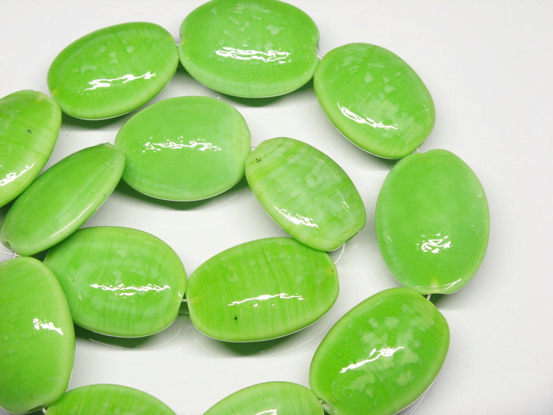 TOKO-BEADS AG040-13N Glass bead (strand) 22~25mm AG040-13N オーバルビーズ（連） 22~25mm Asian bead & African bead  Handmade,Lampeork,bead,asia,india,ethnic,parts,accessory,beads とんぼ玉,ビーズ,トンボ玉,アジア,インド,エスニック,手作り,パーツ,アクセサリー
