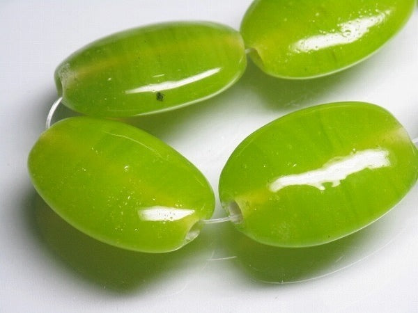 TOKO-BEADS AG040-16N Glass bead (strand) 21~22mm AG040-16N オーバルビーズ（連） 21~22mm Asian bead & African bead  Handmade,Lampeork,bead,asia,india,ethnic,parts,accessory,beads とんぼ玉,ビーズ,トンボ玉,アジア,インド,エスニック,手作り,パーツ,アクセサリー