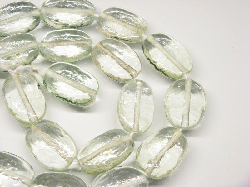 TOKO-BEADS AG041-11N Glass bead (strand) 18mm AG041-11N オーバルビーズ（連） 18mm Asian bead & African bead  Handmade,Lampeork,bead,asia,india,ethnic,parts,accessory,beads とんぼ玉,ビーズ,トンボ玉,アジア,インド,エスニック,手作り,パーツ,アクセサリー