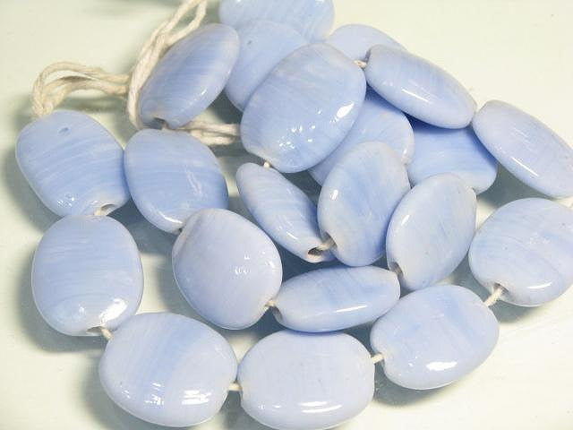 | TOKO-BEADS |AG041N-36 オーバルビーズ（連） 18mmとんぼ玉,ビーズ,トンボ玉,アジア,インド,エスニック,手作り,パーツ,アクセサリー