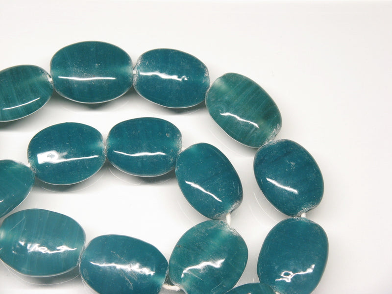 TOKO-BEADS AG041-47N Glass bead (strand) 18mm AG041-47N オーバルビーズ（連） 18mm Asian bead & African bead  Handmade,Lampeork,bead,asia,india,ethnic,parts,accessory,beads とんぼ玉,ビーズ,トンボ玉,アジア,インド,エスニック,手作り,パーツ,アクセサリー
