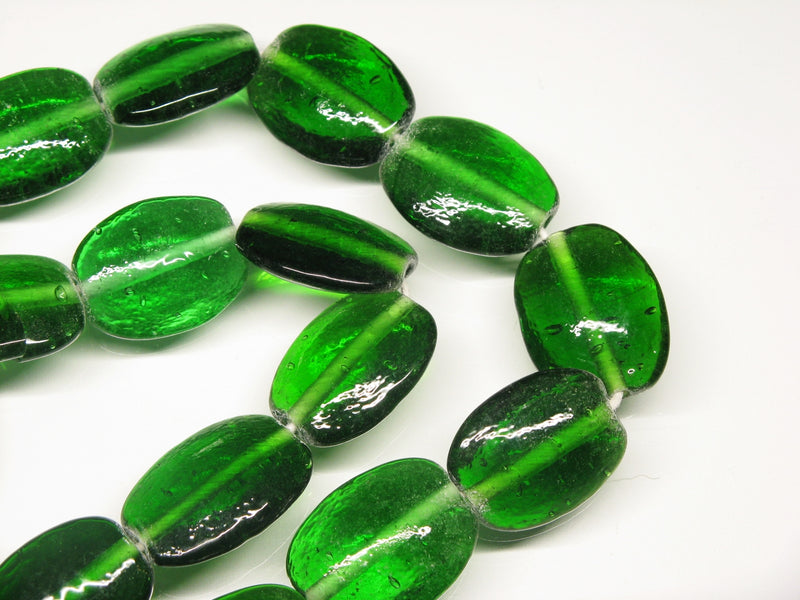 TOKO-BEADS AG041-49N Glass bead (strand) 18mm AG041-49N オーバルビーズ（連） 18mm Asian bead & African bead  Handmade,Lampeork,bead,asia,india,ethnic,parts,accessory,beads とんぼ玉,ビーズ,トンボ玉,アジア,インド,エスニック,手作り,パーツ,アクセサリー