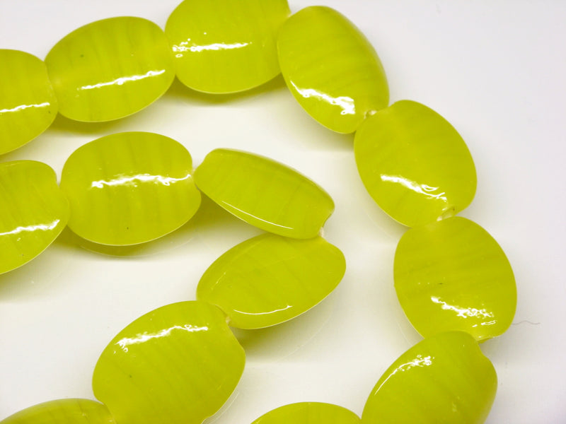 TOKO-BEADS AG041-54N Glass bead (strand) 18mm AG041-54N オーバルビーズ（連） 18mm Asian bead & African bead  Handmade,Lampeork,bead,asia,india,ethnic,parts,accessory,beads とんぼ玉,ビーズ,トンボ玉,アジア,インド,エスニック,手作り,パーツ,アクセサリー