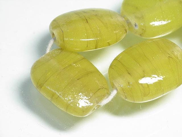 TOKO-BEADS AG041-56N Glass bead (strand) 18mm AG041-56N オーバルビーズ（連） 18mm Asian bead & African bead  Handmade,Lampeork,bead,asia,india,ethnic,parts,accessory,beads とんぼ玉,ビーズ,トンボ玉,アジア,インド,エスニック,手作り,パーツ,アクセサリー