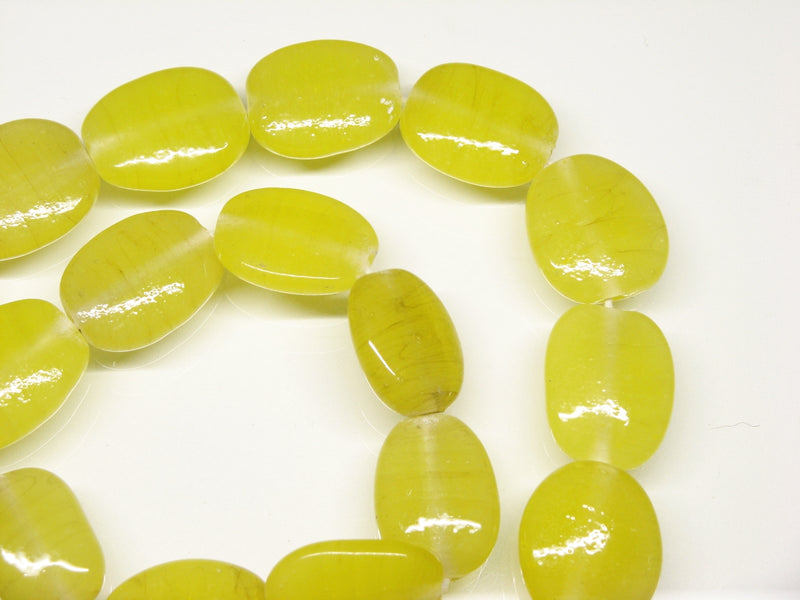 TOKO-BEADS AG041-57N Glass bead (strand) 18mm AG041-57N オーバルビーズ（連） 18mm Asian bead & African bead  Handmade,Lampeork,bead,asia,india,ethnic,parts,accessory,beads とんぼ玉,ビーズ,トンボ玉,アジア,インド,エスニック,手作り,パーツ,アクセサリー